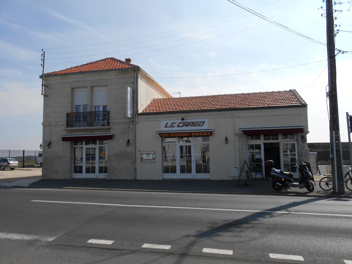 Hotel Le Cargo Rochefort  Bagian luar foto